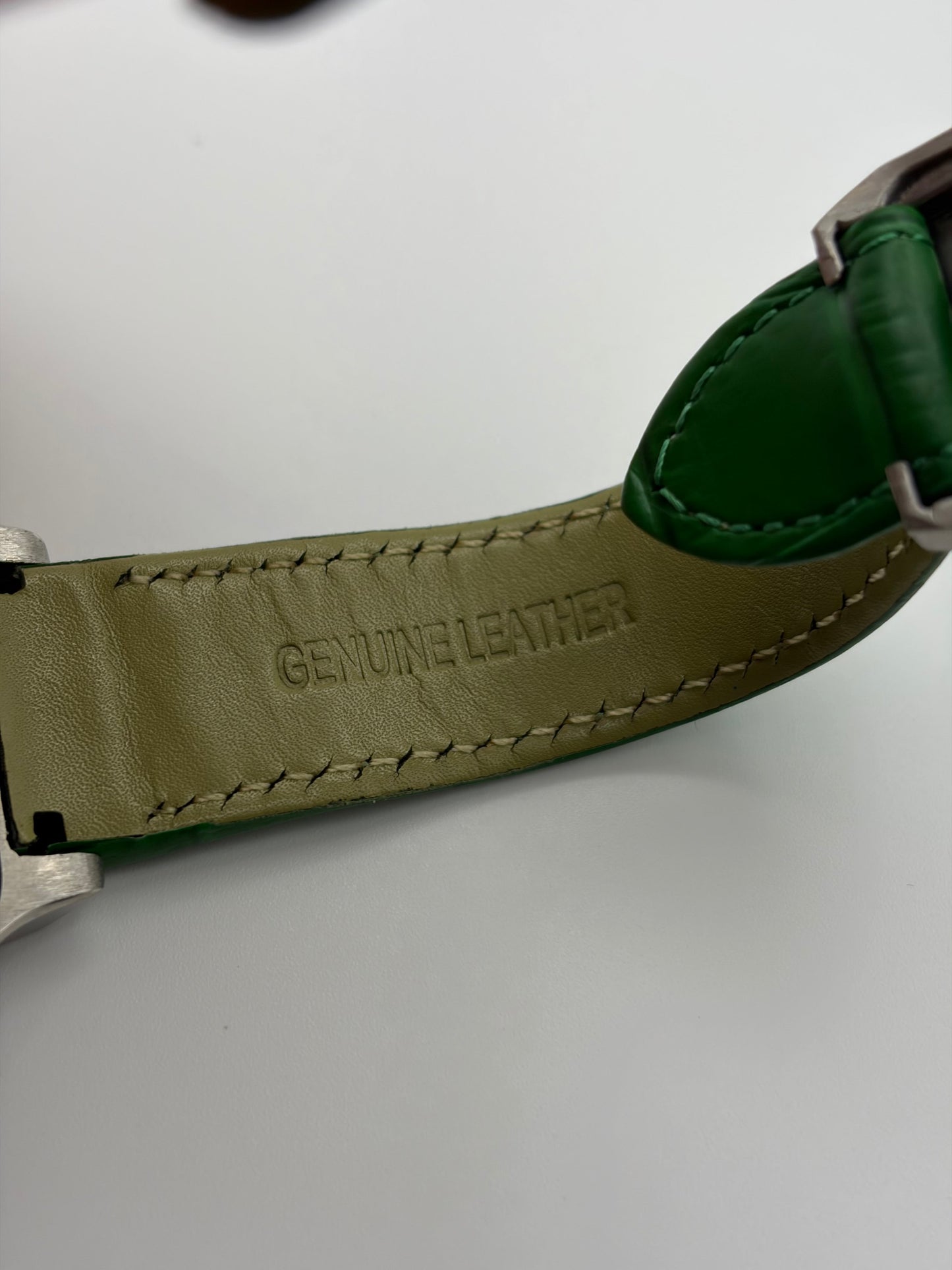 Santos Green Leather Bracelet Seiko Mod — Vue arrière