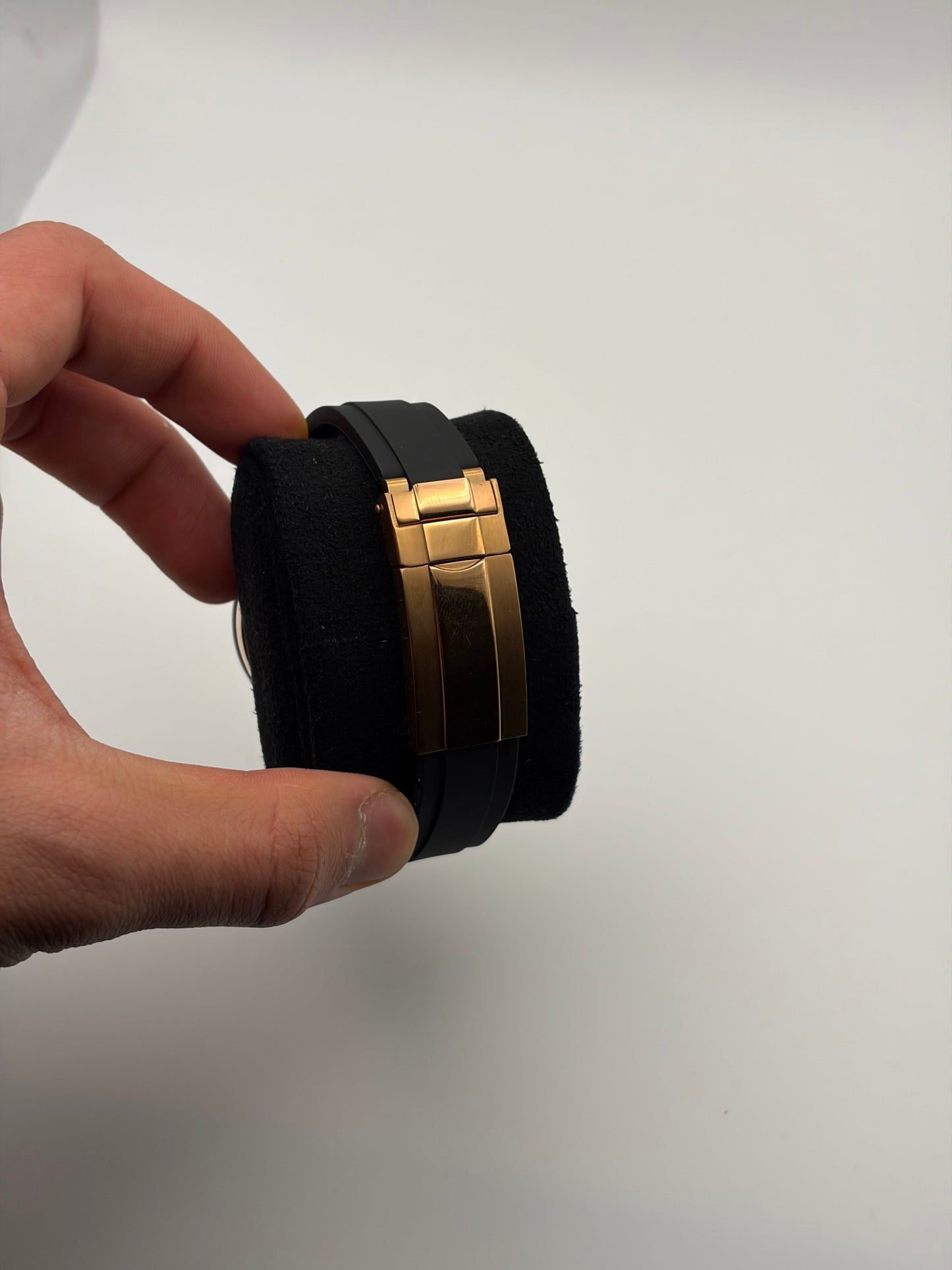 Daytona Rose Gold & Black Seiko Mod — Vue de profil