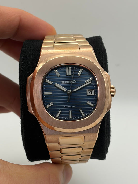Nautilus Rose Gold Midnight Blue Seiko Mod — Détail cadran