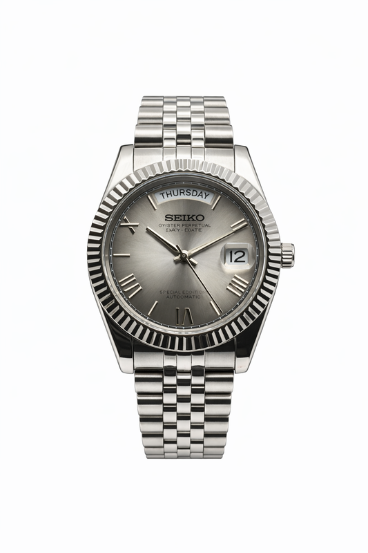 Shadow DayDate Seiko Mod — Vue de face