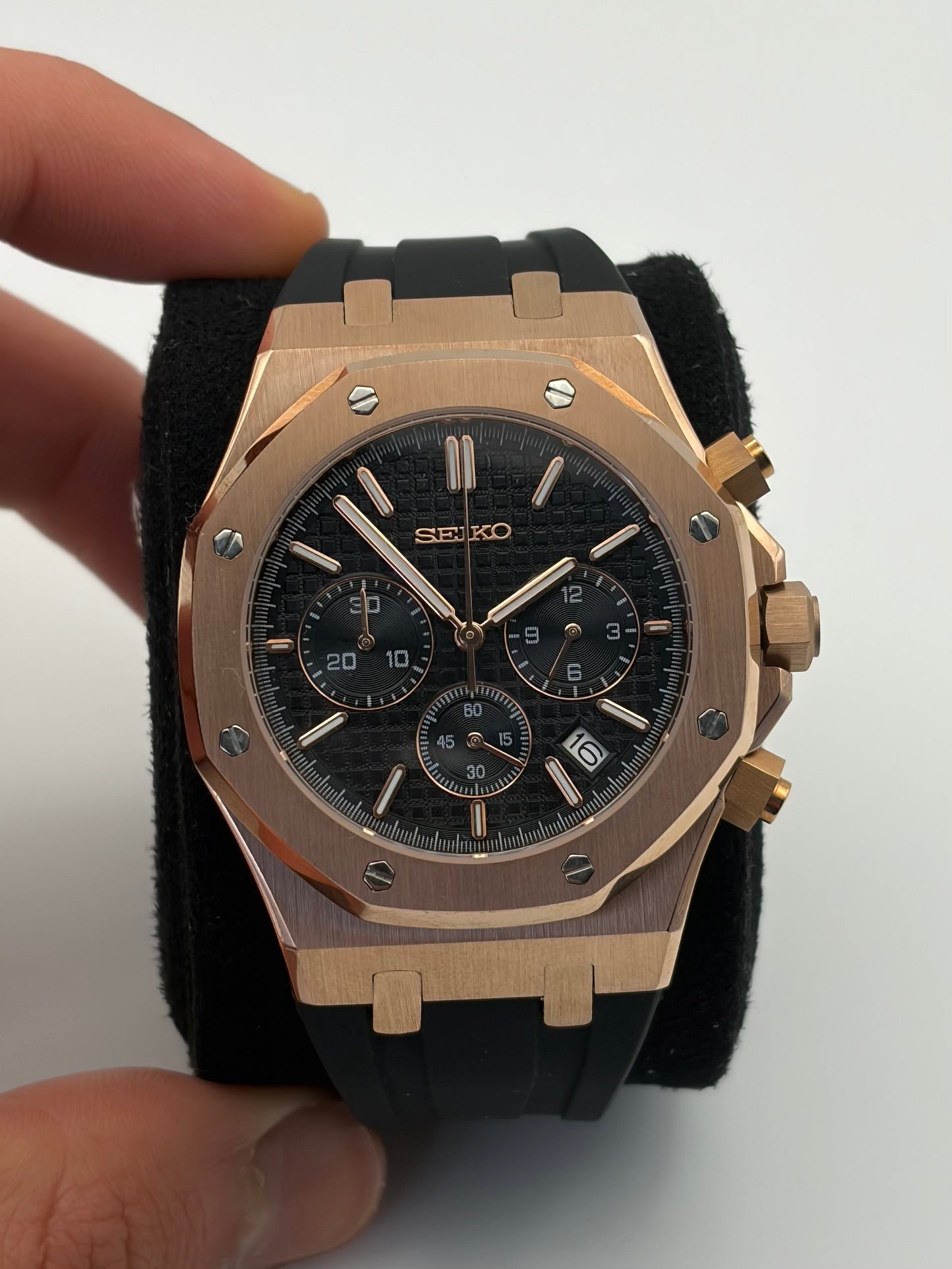 Royal Oak Rose Gold Chronograph Seiko Mod — Détail cadran