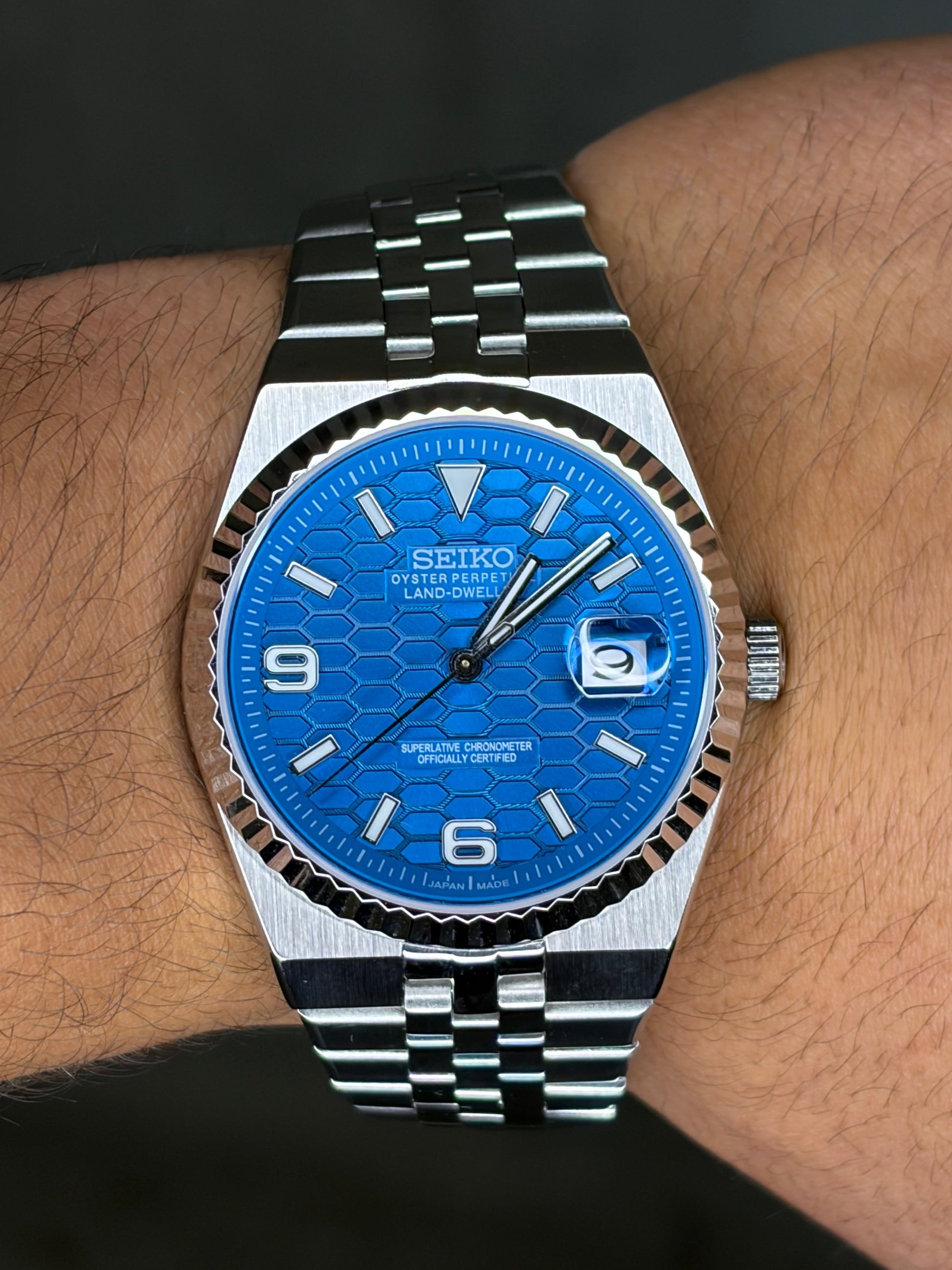 Land dweller deep ocean blue Seiko Mod — Au poignet
