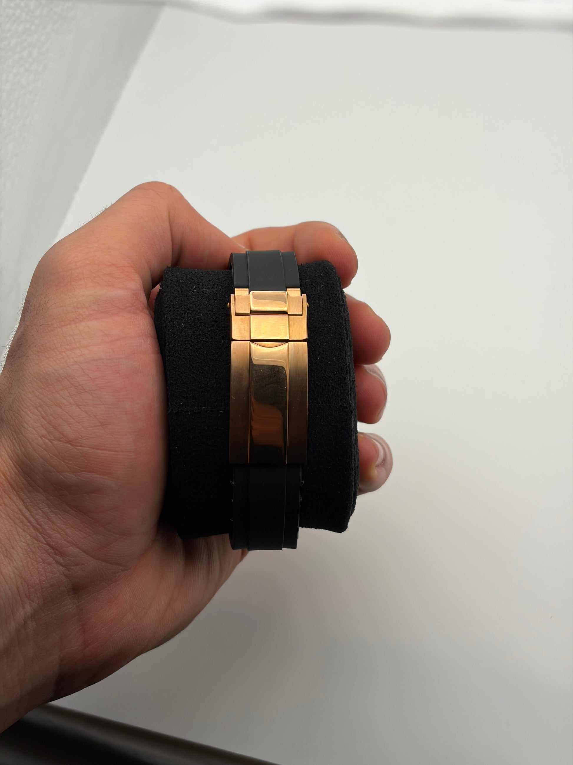 Daytona Rose Gold & Brown Seiko Mod — Vue de profil