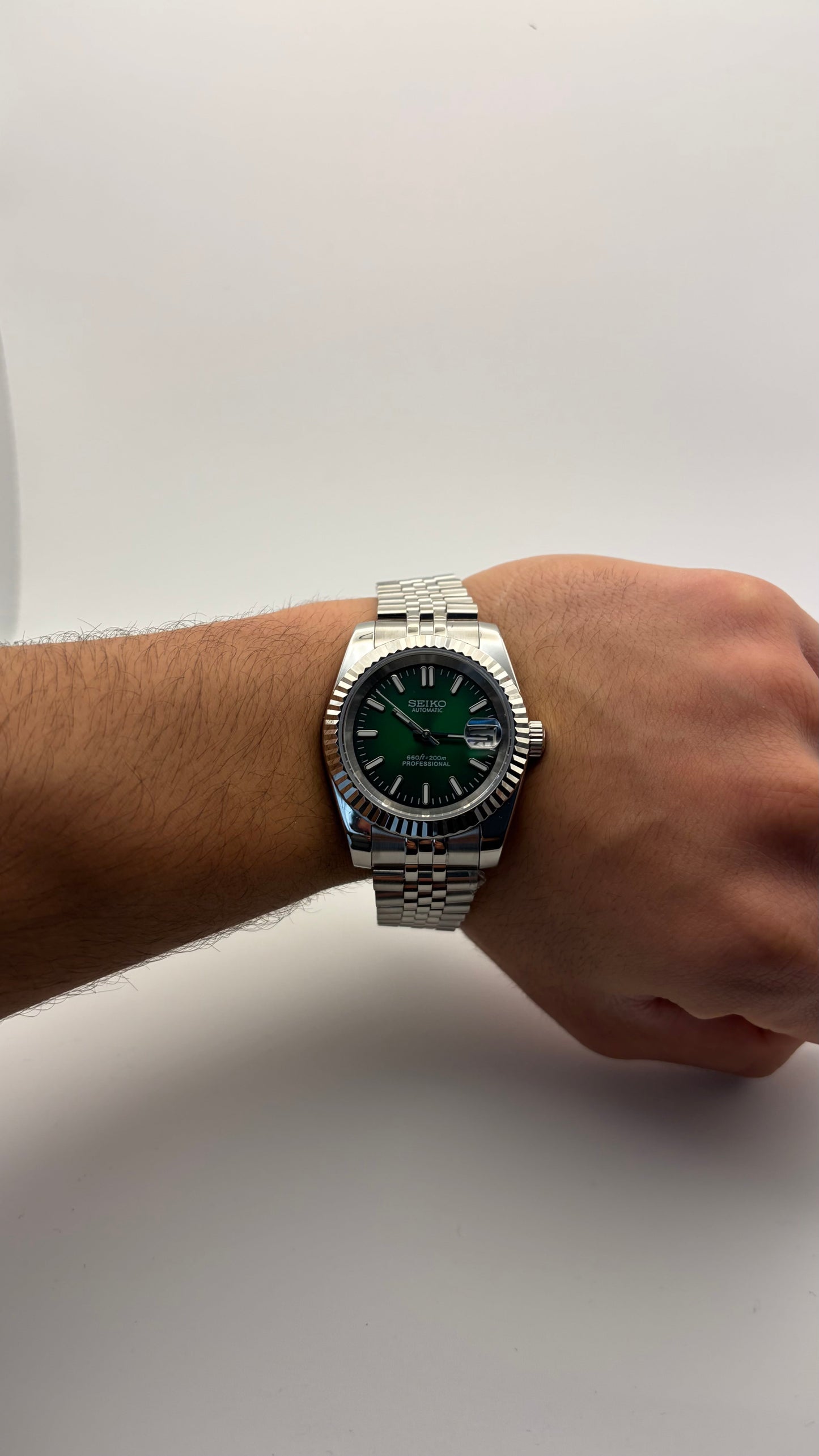 Datejust Green Ombre Seiko Mod — Au poignet