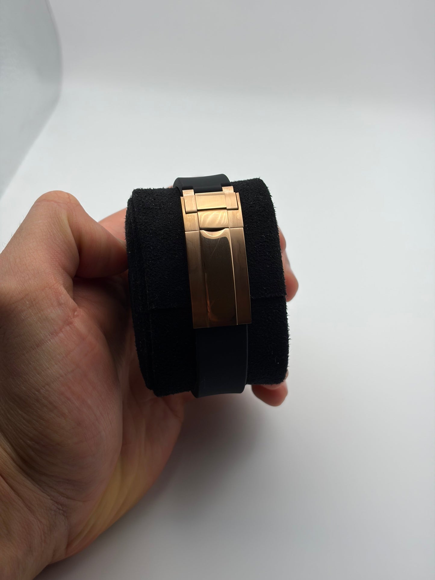 Daytona Rose Gold arabic numerals Seiko Mod — Vue de profil