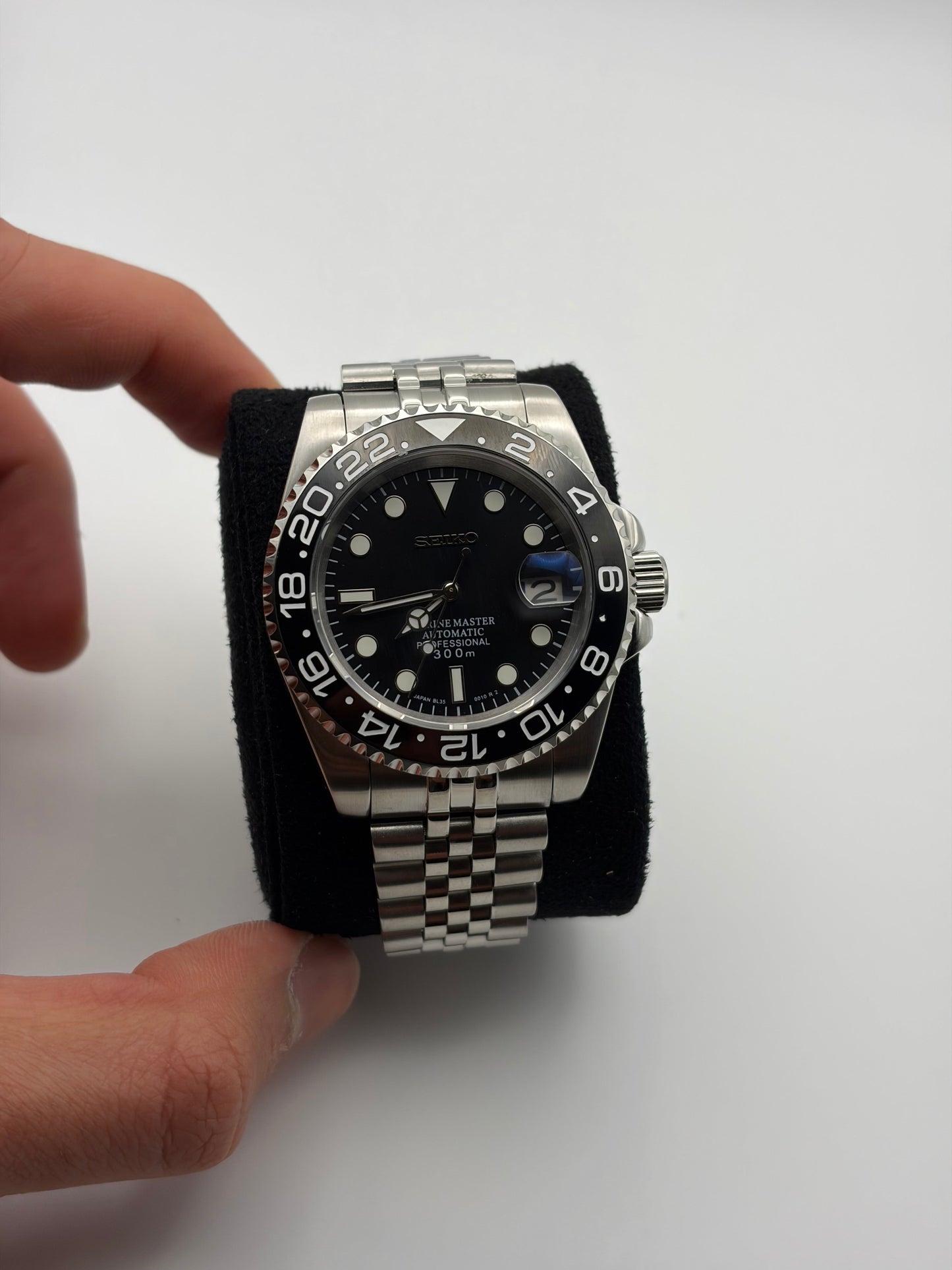 GMT master II black bezel Seiko Mod — Au poignet
