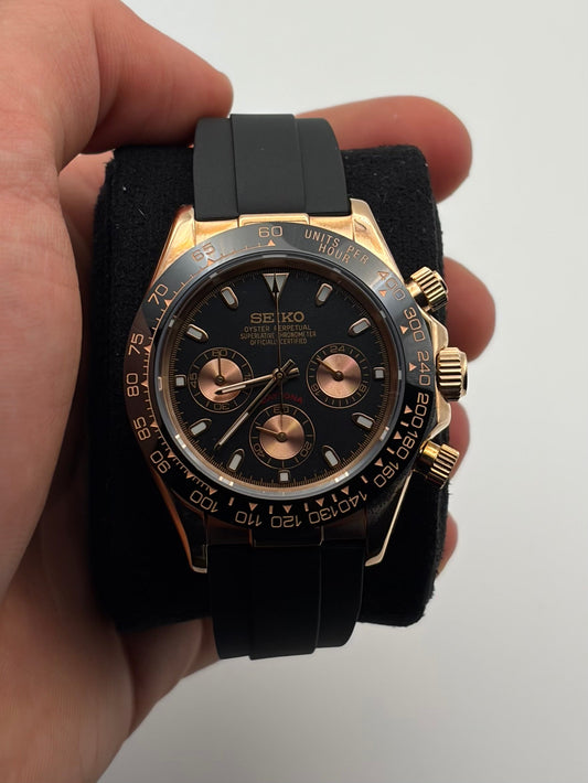 Daytona Rose Gold & Black Seiko Mod — Détail cadran