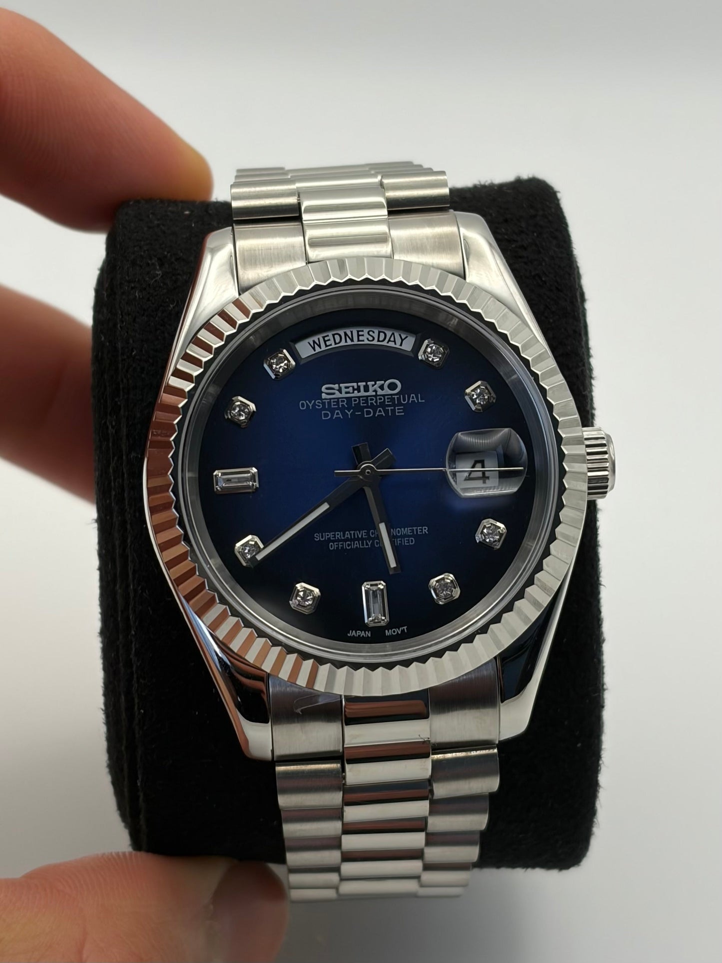 Daydate Midnight Blue Baguette Diamonds Seiko Mod — Détail cadran