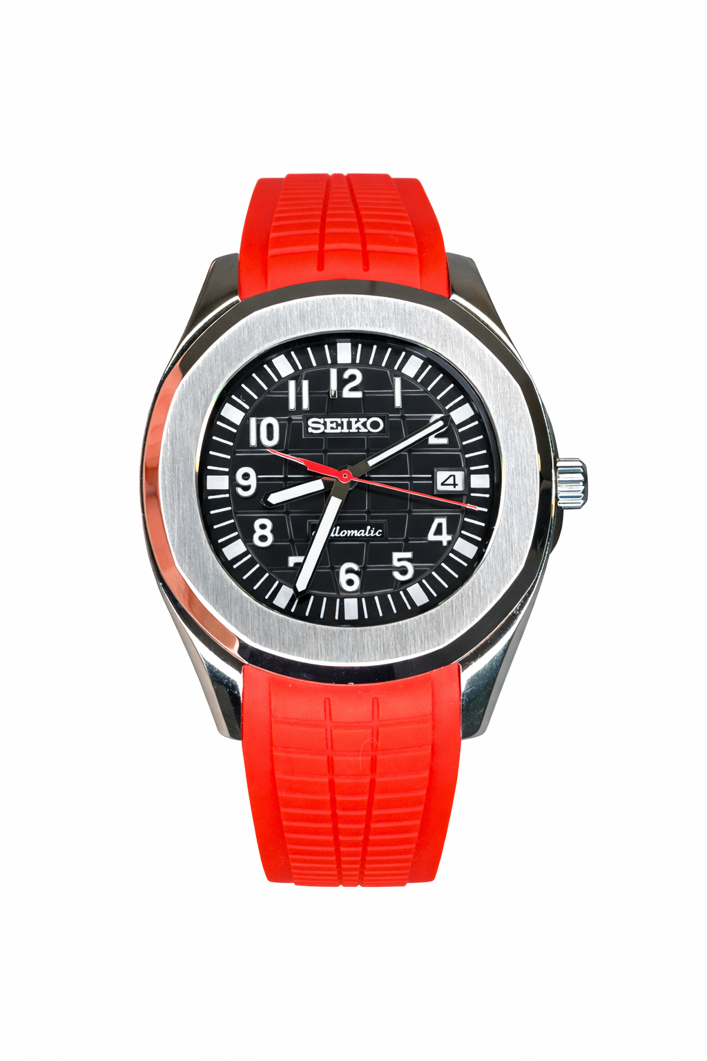 Volcano Red Aquanaut Seiko Mod — Vue de face