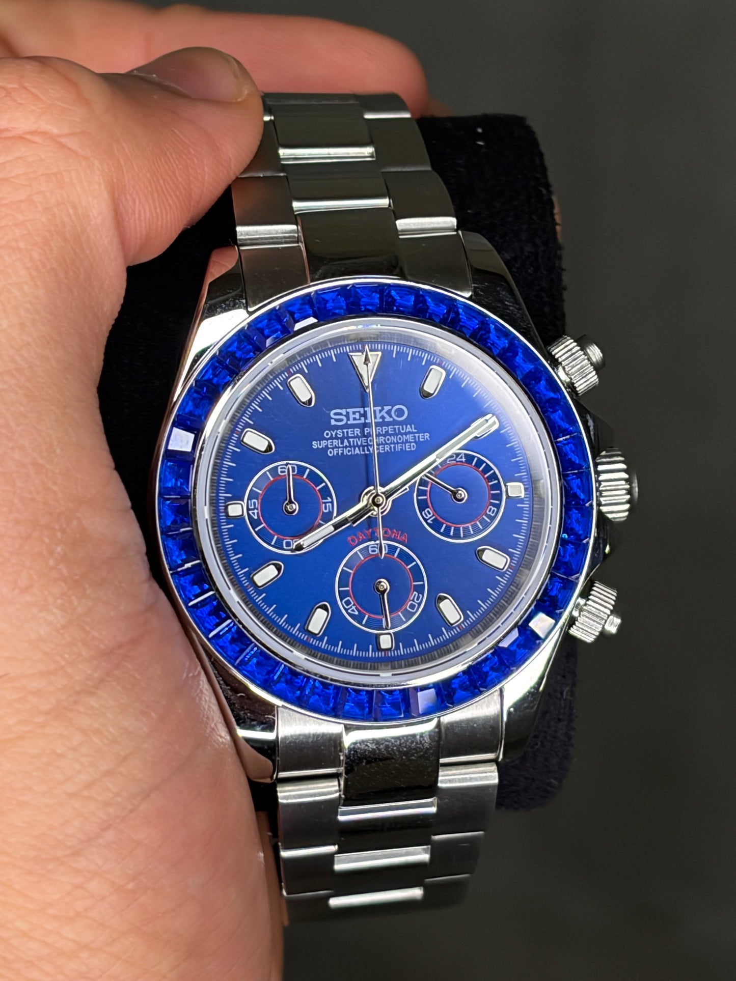 Daytona Sapphire Bezel Blue Dial Seiko Mod — Détail cadran