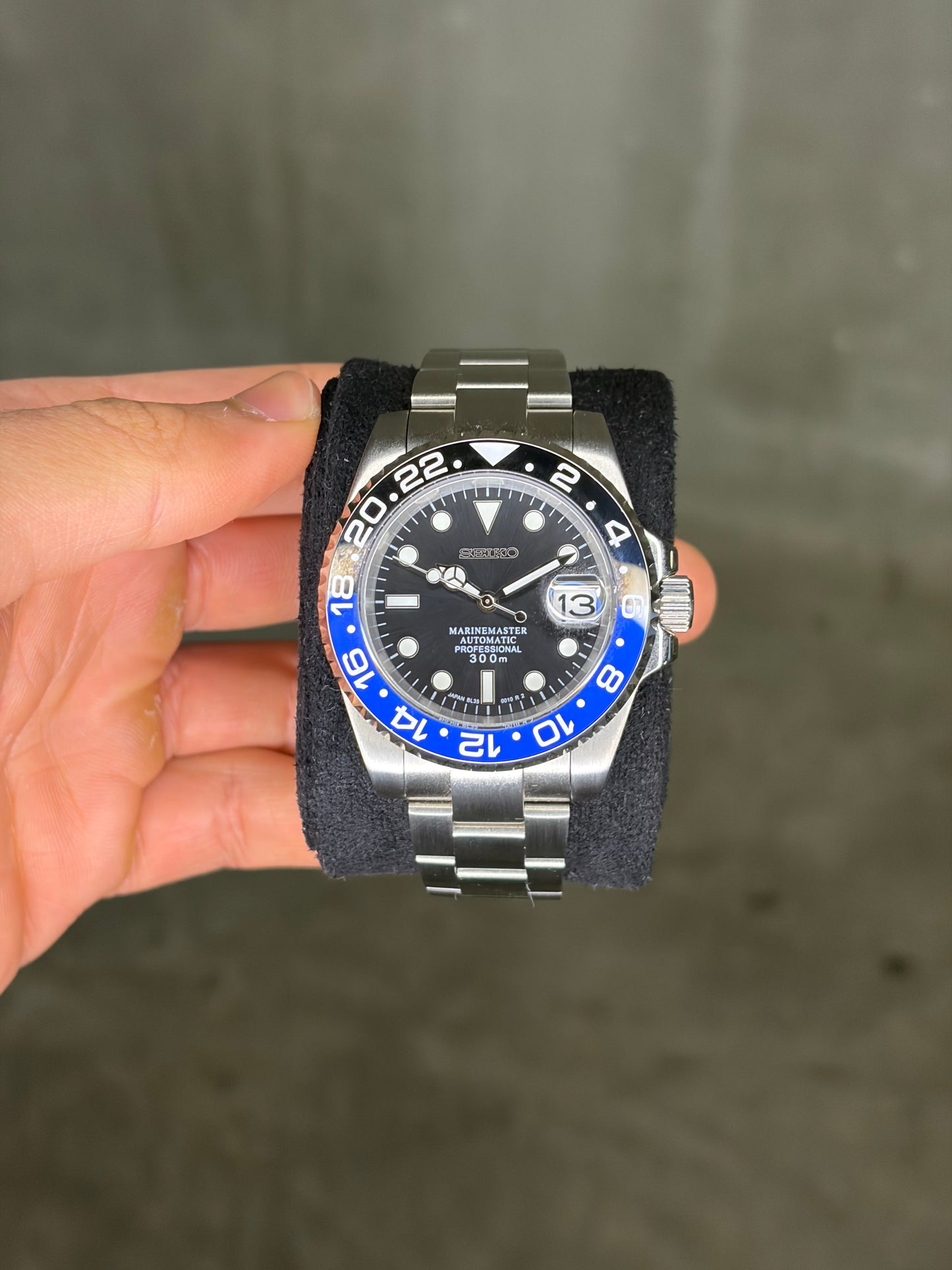 GMT Master II Batman Blue & Black bezel Seiko Mod — Détail cadran