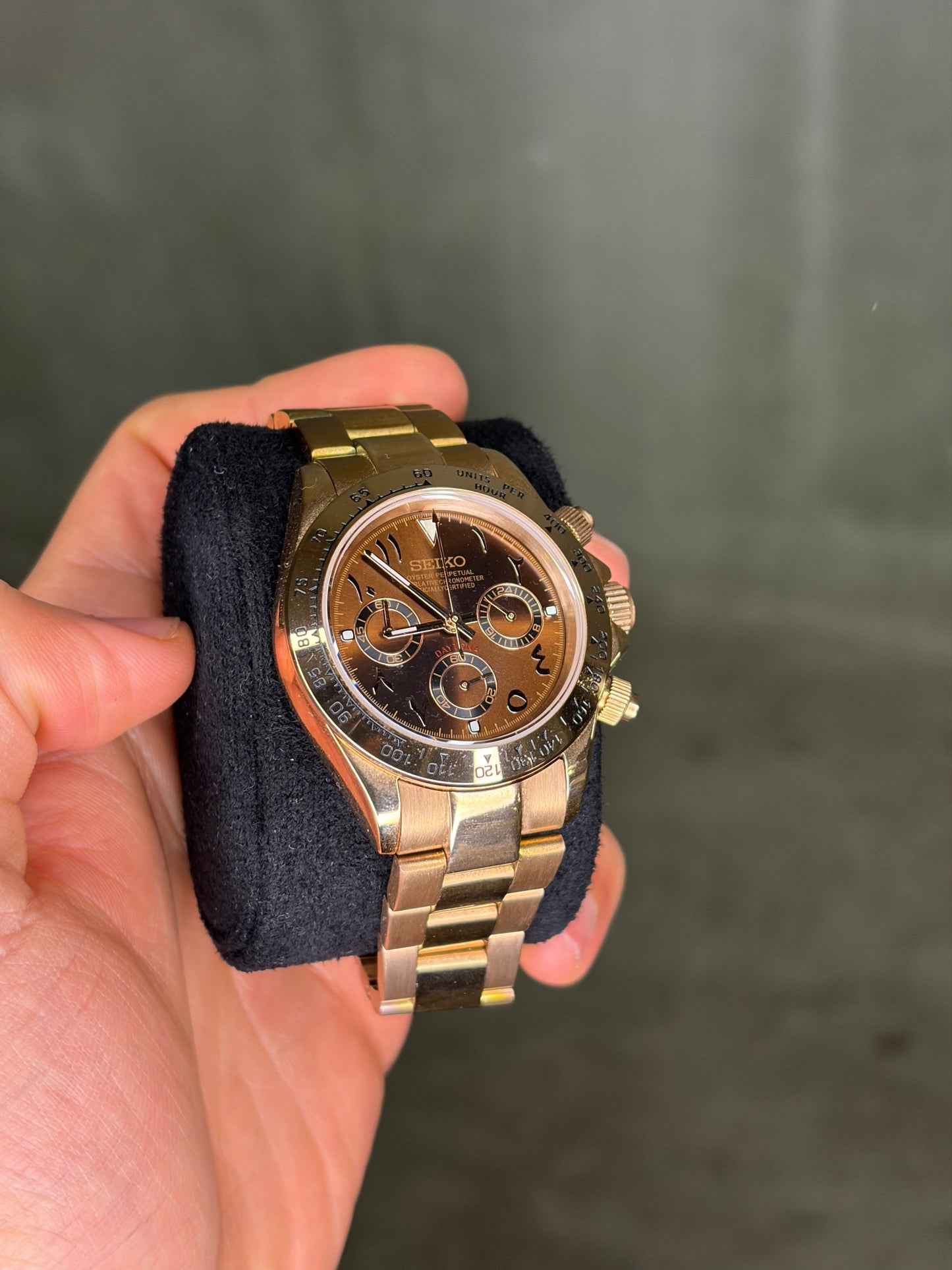 Rose Gold and Brown Arabic Dial Daytona Seiko Mod — Au poignet