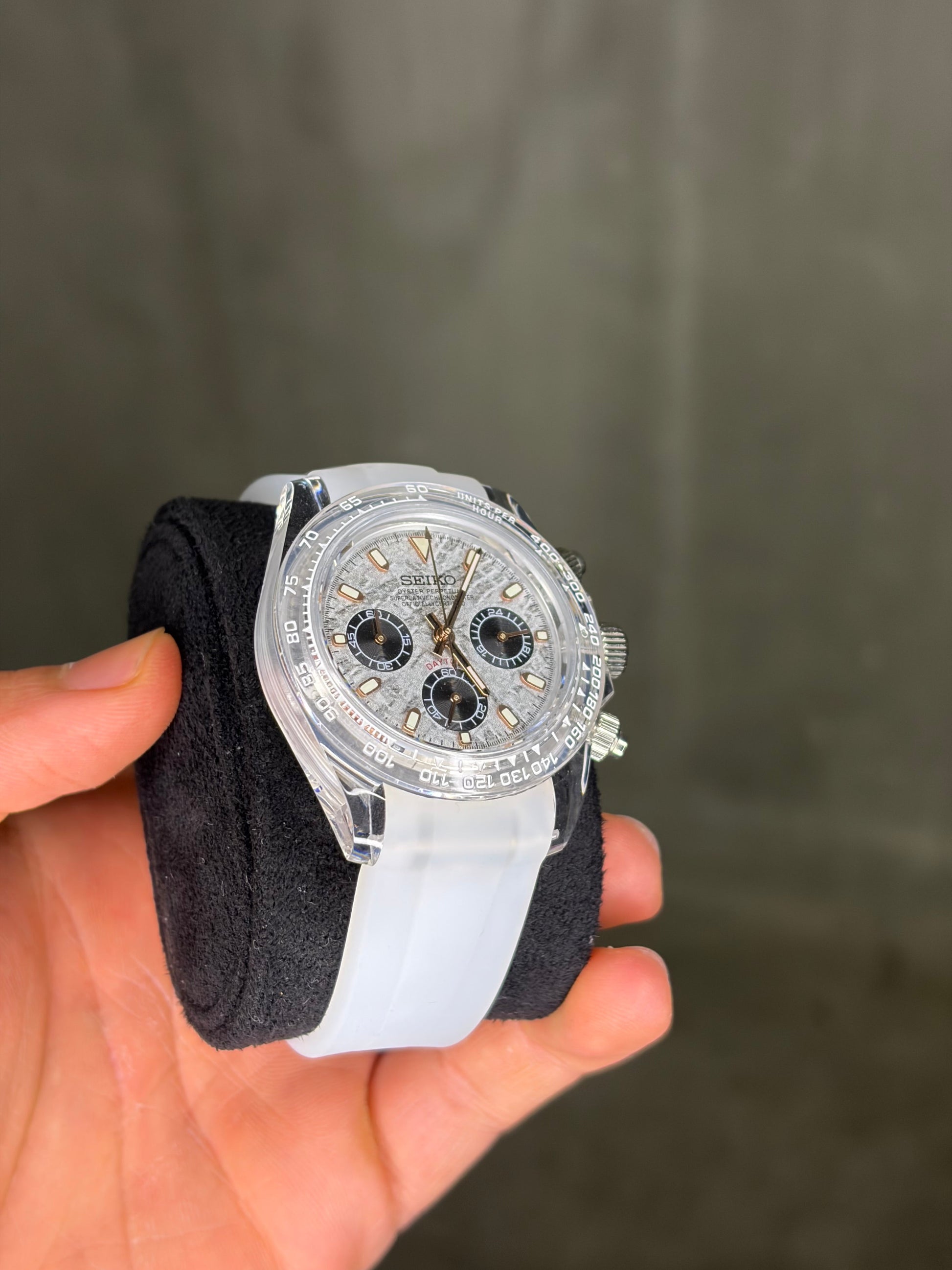 Clear case & Meteorite dial Daytona Seiko Mod — Détail bracelet
