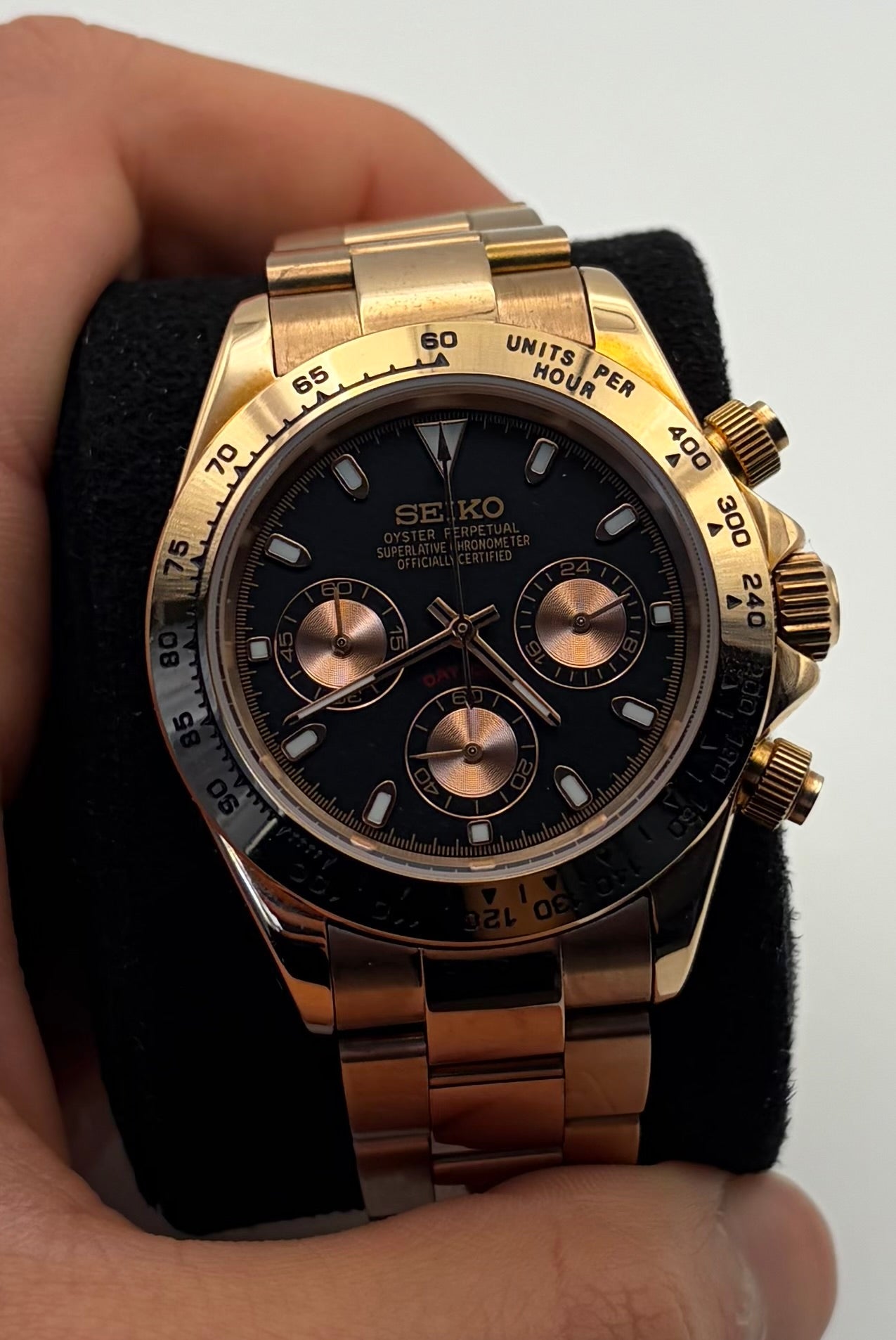 Daytona Rose Gold Black dial Seiko Mod — Détail cadran