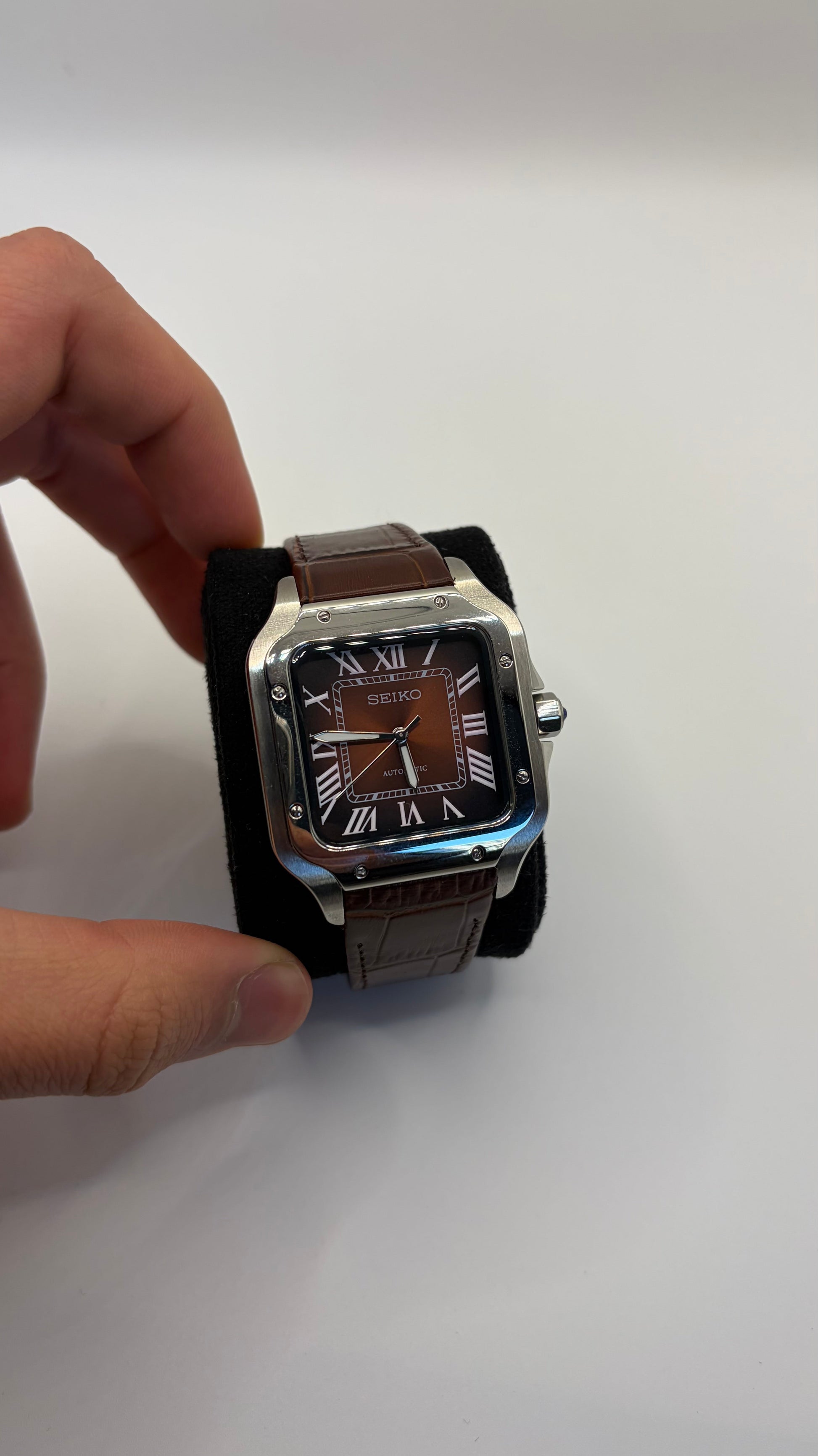 Santos Brown Leather Seiko Mod — Au poignet