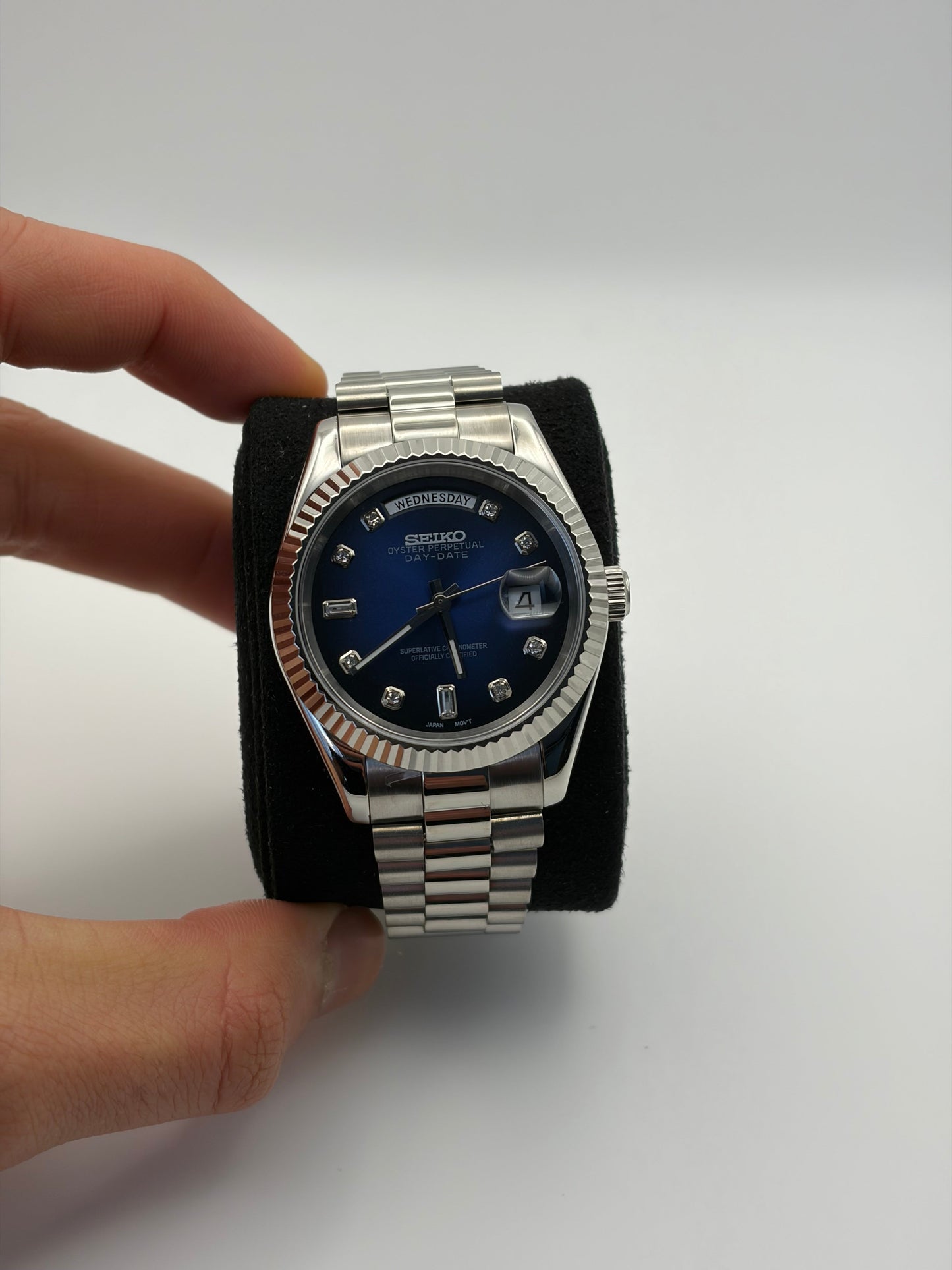 Daydate Midnight Blue Baguette Diamonds Seiko Mod — Détail bracelet