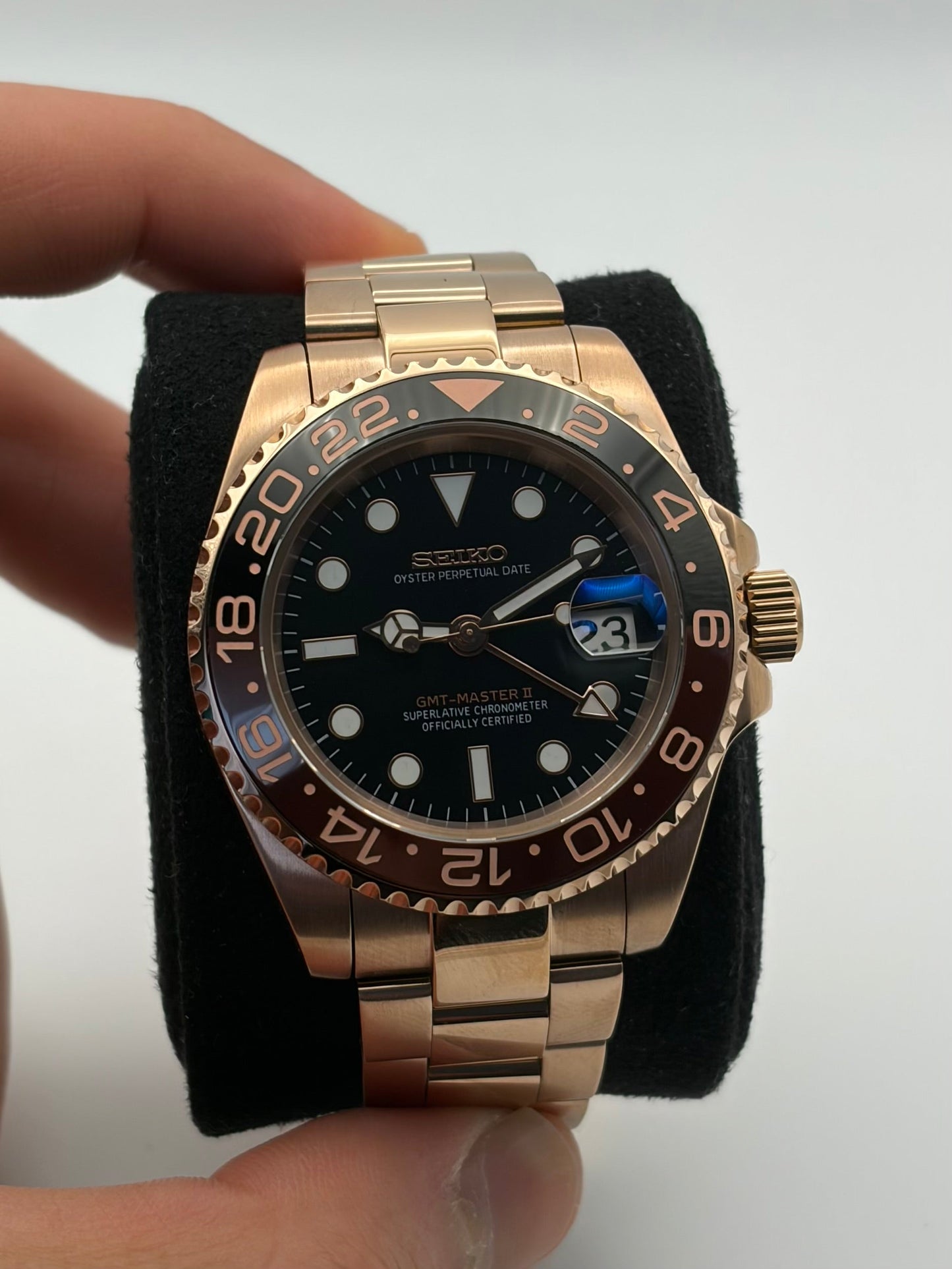 GMT Rootbeer Rose Gold Seiko Mod — Détail cadran