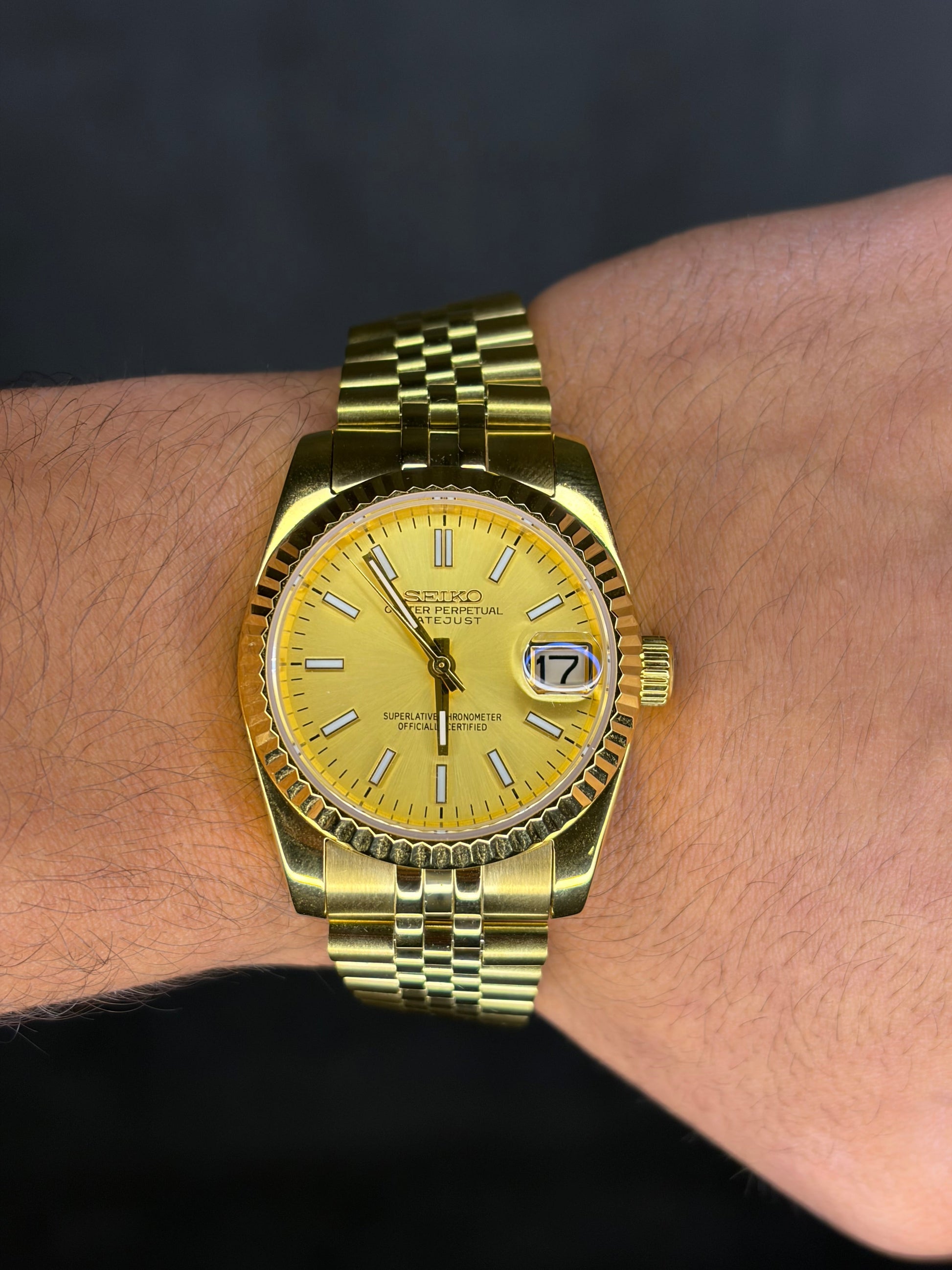 Gold Presidential Datejust Seiko Mod — Vue de profil