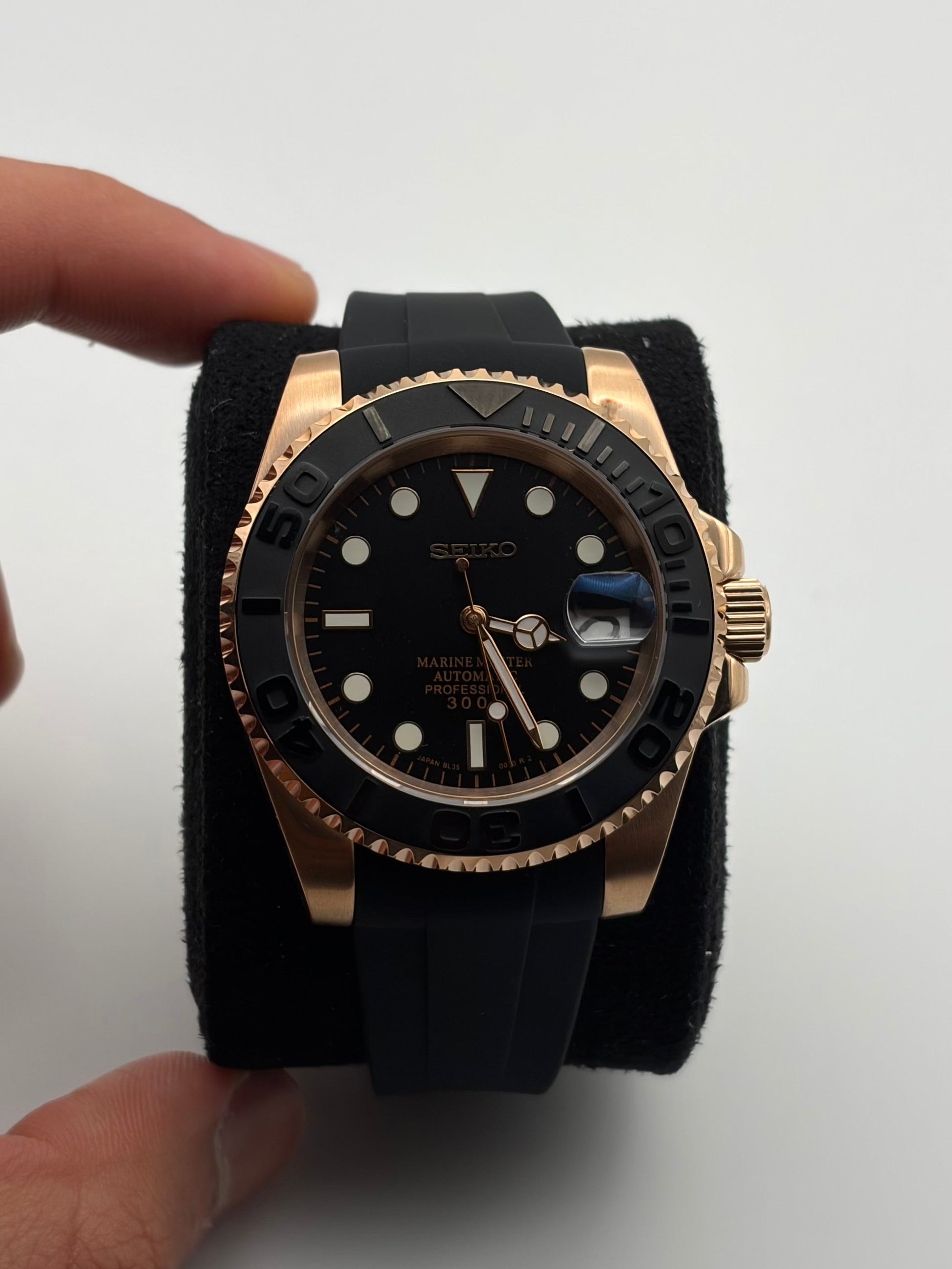Yacht Master rose gold oysterflex Seiko Mod — Détail cadran