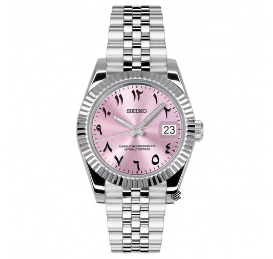 Datejust Pink Arabic Numerals Seiko Mod — Vue de face
